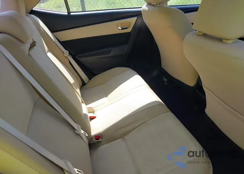 2018 Toyota Corolla Le z USA, uszkodzony, nr VIN 5YFBURHEXJP828369